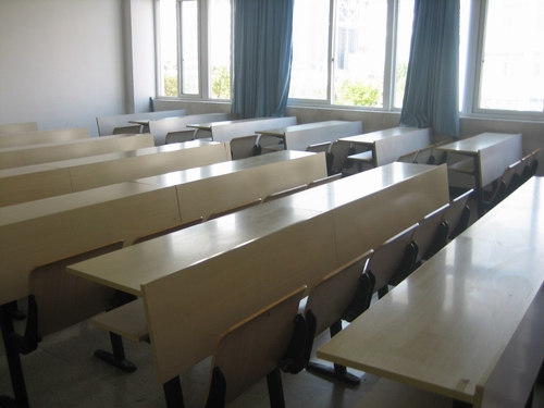 清理后的教室